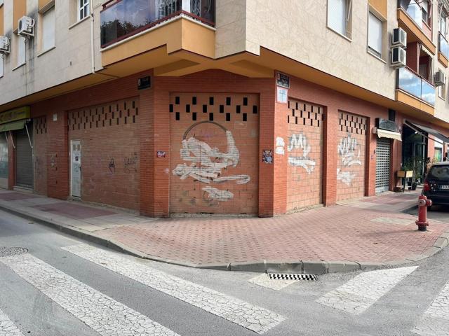 ¡Se alquila en Puente Tocinos Local comercial! photo 0