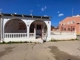 CHALET PAREADO en Los Alcázares photo 0