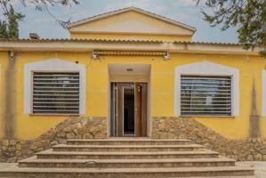 CHALET INDEPENDIENTE en Tres Molinos photo 0