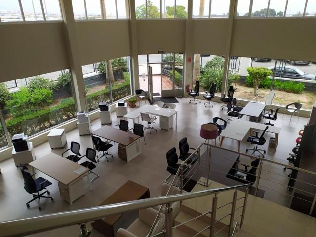 NAVE INDUSTRIAL EN VENTA EN POLÍGONO CIAVIEJA, ACTUALMENTE ALQUILADA photo 0