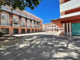 VIVIENDA UBICADA EN LA PLAZA DE LAS INFANTAS. photo 0