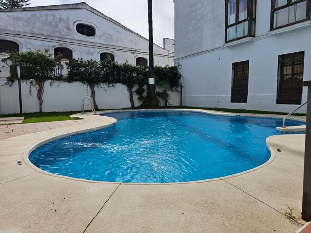 VIVIENDA TIPO DUPLEX CON GARAJE Y PISCINA EN EL CENTRO photo 0