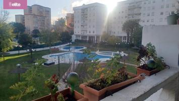 FANTASTICO PISO EN EL ALTILLO CON PISCINA photo 0