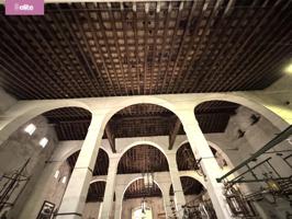 MAGNÍFICO CASCO DE BODEGA EN EL CENTRO DE JEREZ photo 0