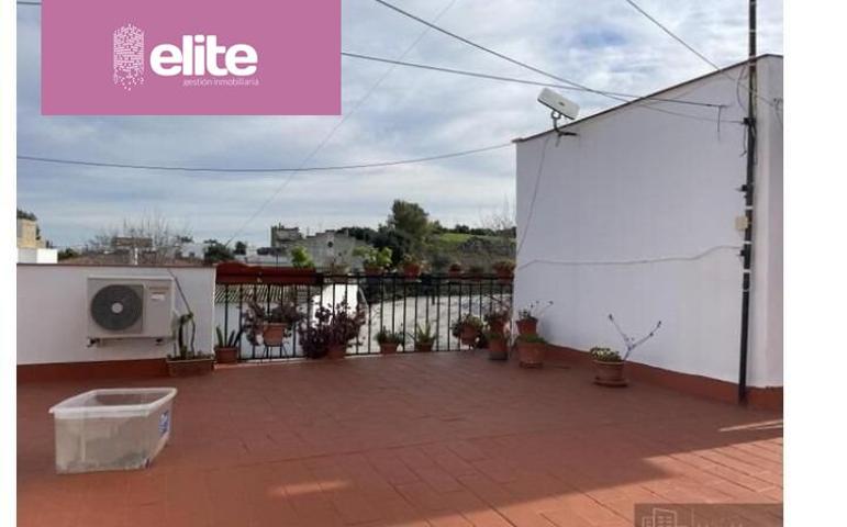 MAGNIFICA CASA EN TORREMELGAREJO DE 2 PLANTAS photo 0