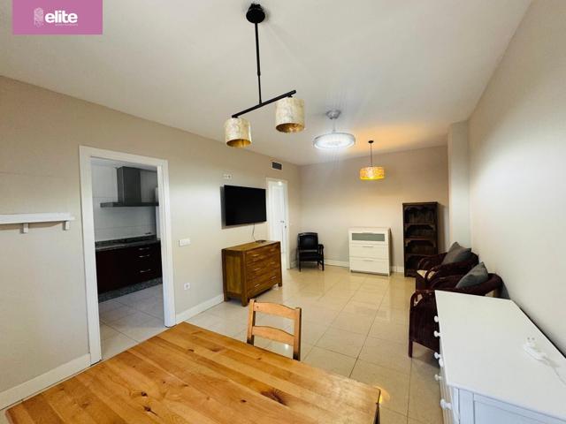 MARAVILLOSO DUPLEX EN EL CENTRO DE JEREZ CON GARAJE Y TRASTERO photo 0