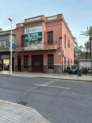 Casa En venta en Centro, Elche photo 0