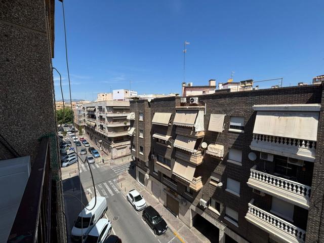 Piso En venta en Plaza Crevillente-Juzgados, Elche photo 0