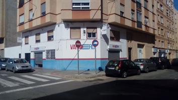 Local comercial en venta más vivienda photo 0