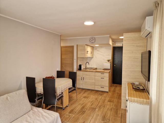 Apartamento en venta en Benicasim, primera línea de playa photo 0