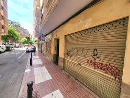 Se vende local de 140 m2 en zona Casalduch - Carmelitas. Local diáfano, alargado, con salida a 2 pat photo 0