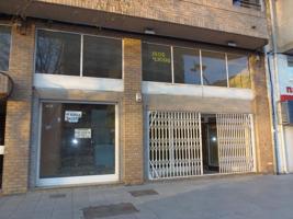 Se alquila local comercial con mucha fachada, muy cerca de El Corte Inglés y Parque Ribalta, frente photo 0