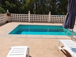 CHALET EN USERAS CON PISCINA Y TERRENO photo 0