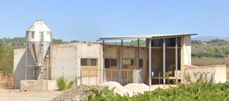 FINCA RUSTICA CON GRANJA photo 0