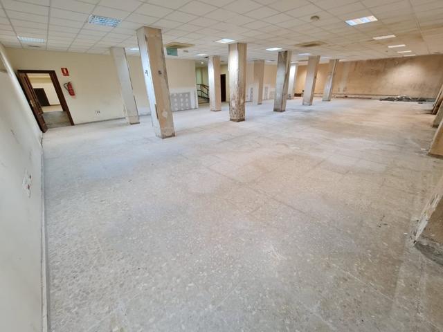 Impresionante local en varias alturas en la zona Este de Castellón de la Plana photo 0