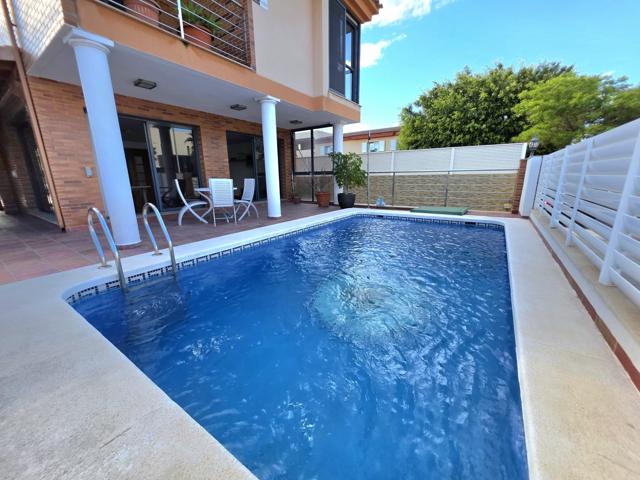 Espectacular chalet independiente con piscina en la inmejorable zona de Castellón photo 0
