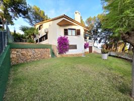 Encantador chalet en venta en la exclusiva urbanización Las Palmas - Benicasim. photo 0