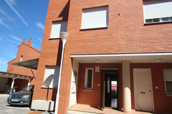 VENTA DE CASA EN CALATAYUD photo 0