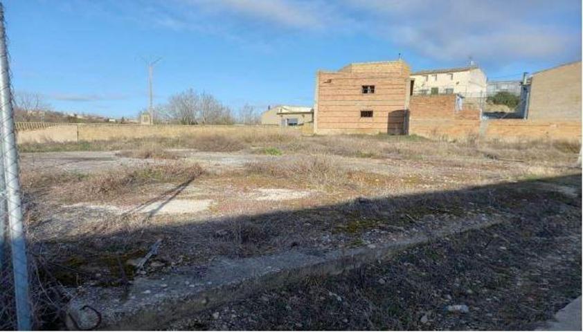 Terreno Urbanizable En venta en Aragon, Biota photo 0