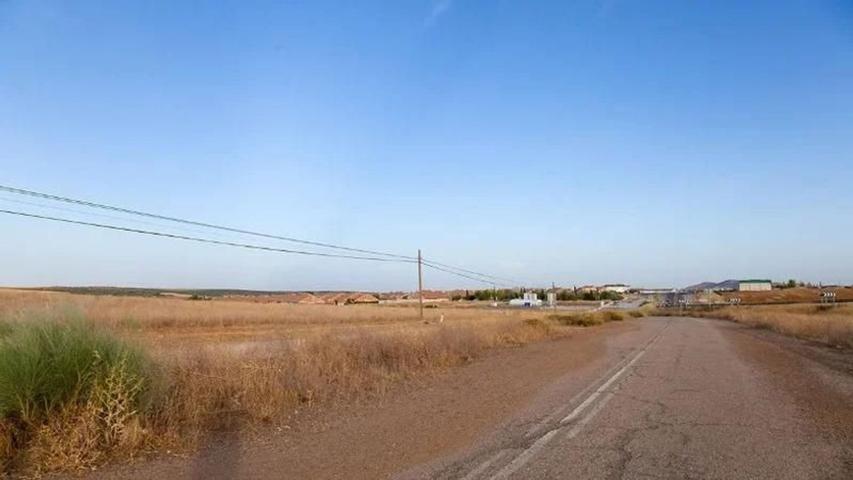 Terreno Urbanizable En venta en Calle Mora, Nambroca photo 0