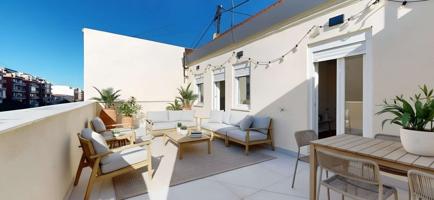  Ático En venta en Calle De Antonio López, Usera, Madrid photo 0