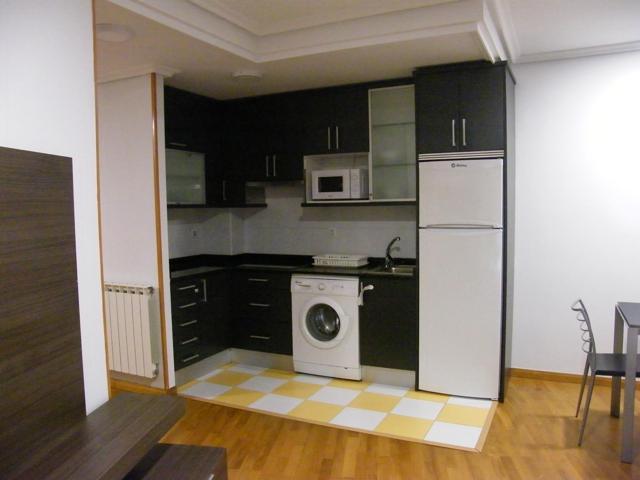 ALQUILER 2 HABITACIONES Y GARAJE photo 0