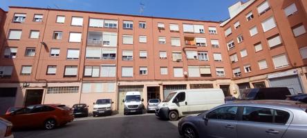 Piso en Torrelavega photo 0
