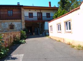 CASONA DE PIEDRA CON TERRENO photo 0