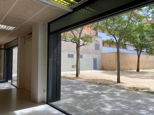 Oficina En venta en El Poblenou, Barcelona photo 0