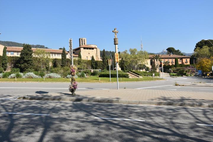 Exclusivo Ático Dúplex en la Mejor Finca de la Avenida Pedralbes photo 0