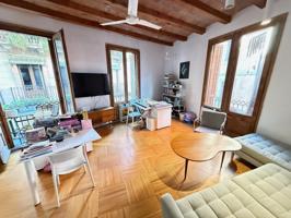 PISO EN FINCA REGIA CON 6 BALCONES photo 0