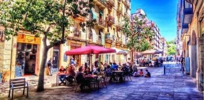 Oportunidad única en Poble-sec! Vivienda reformada con licencia turística y alto potencial de rentabilidad photo 0