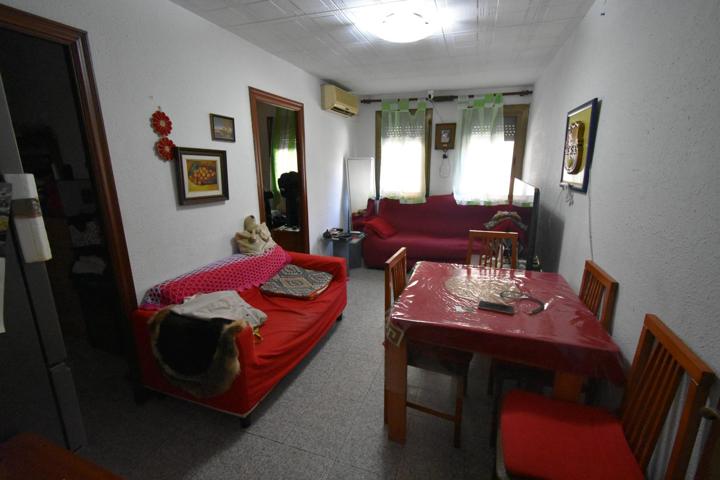 PISO EN LA PROSPERITAT photo 0