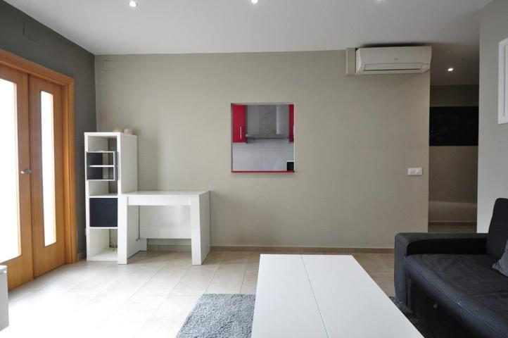 Piso En venta en El Poblenou, Barcelona photo 0