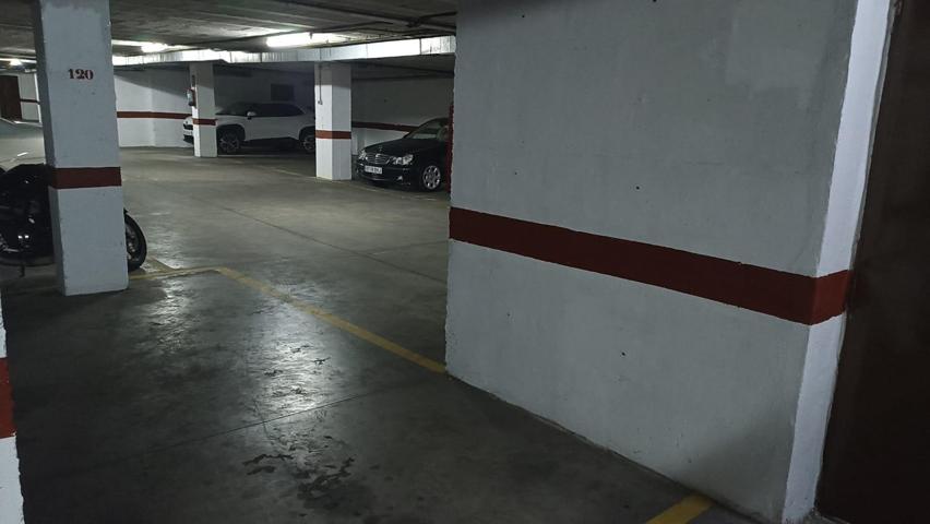 PLAZA GARAJE EN ZONA ZOCO photo 0