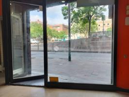 Alquiler de local comercial en Sants-Badal, Barcelona Capital photo 0