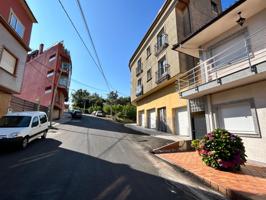 Edificio de 3 Viviendas en Construcción con Garaje Doble y Parking Incluido en Boiro, Cabo de Cruz photo 0