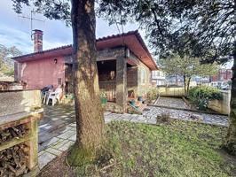 Casa en venta en Cambados photo 0