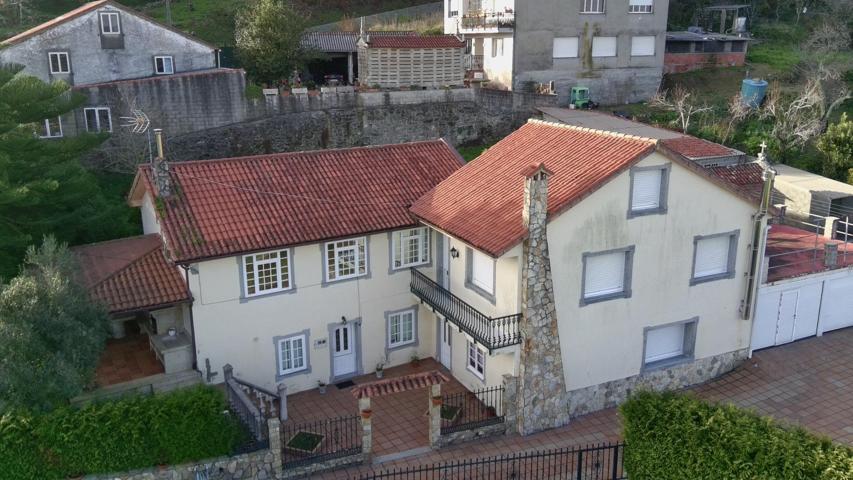 SE VENDE CASA DE ENSUEÑO EN SANDRENZO A POCOS KM DEL CENTRO DE BOIRO Y SUS PLAYAS photo 0