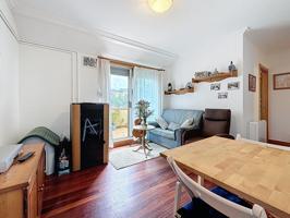 🏡 ¡Tu nuevo hogar en Carril, a un paso del mar! photo 0