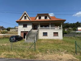 Casa a estrenar en Bexo, Dodro photo 0