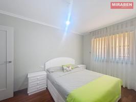 Apartamento en venta en Palmeira (Ribeira), a solo 100 metros del puerto y de la playa, en plena Ría de Arousa. photo 0
