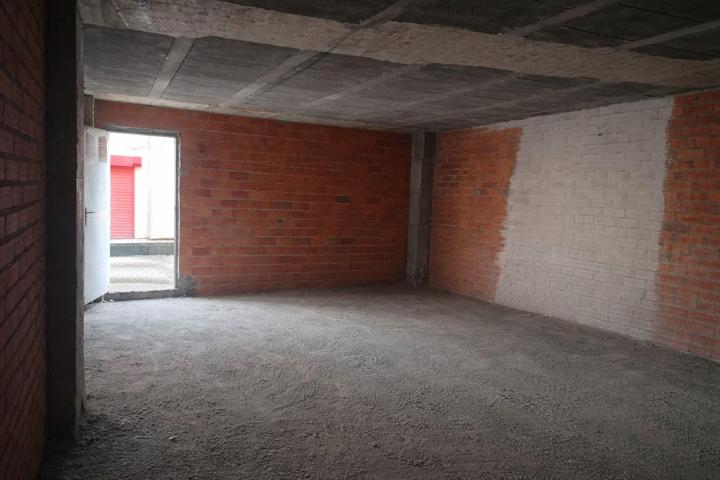 OPORTUNIDAD DE LOCAL ÚNICA EN AGUIÑO photo 0