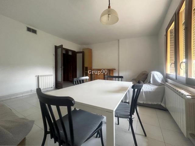 VIVE EN EL CORAZÓN DE CAPPONT. AMPLIO PISO DE 4 HABITACIONES Y 2 BAÑOS. photo 0