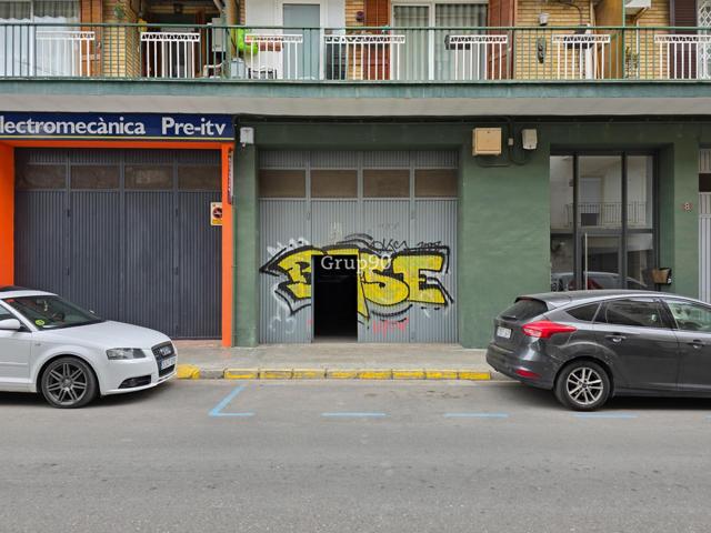 OPORTUNIDAD LOCAL EN VENTA EN LA ZONA ALTA, CALLE MAGI MORERA photo 0