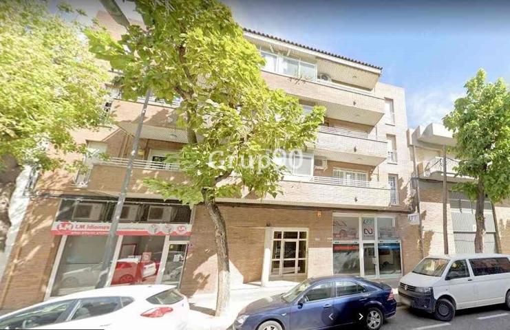 Bordeta: amplio piso de 3 habitaciones dobles y con una relación calidad-precio inmejorable photo 0