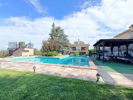 ¡Oportunidad única! Espectacular casa con piscina y vistas en Alcoletge photo 0