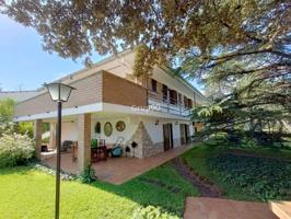 ¡Oportunidad única! Espectacular casa con piscina y vistas en Alcoletge photo 0