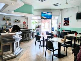Fantástico en bar bien ubicado en Tortosa photo 0