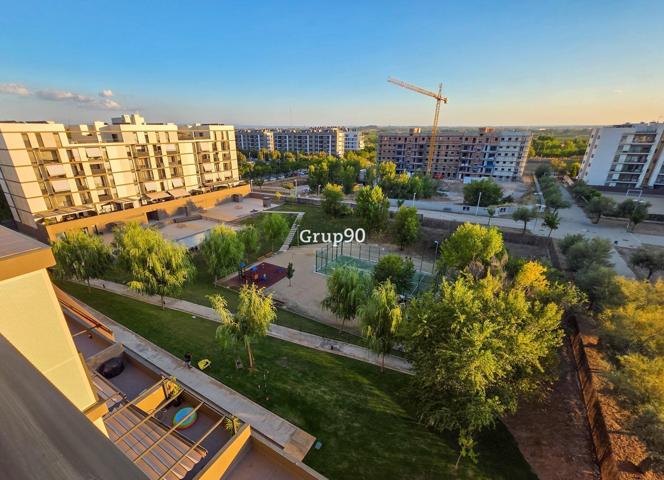 🏡 Exclusivo ático en una sola planta en Parc de l’Aigua photo 0